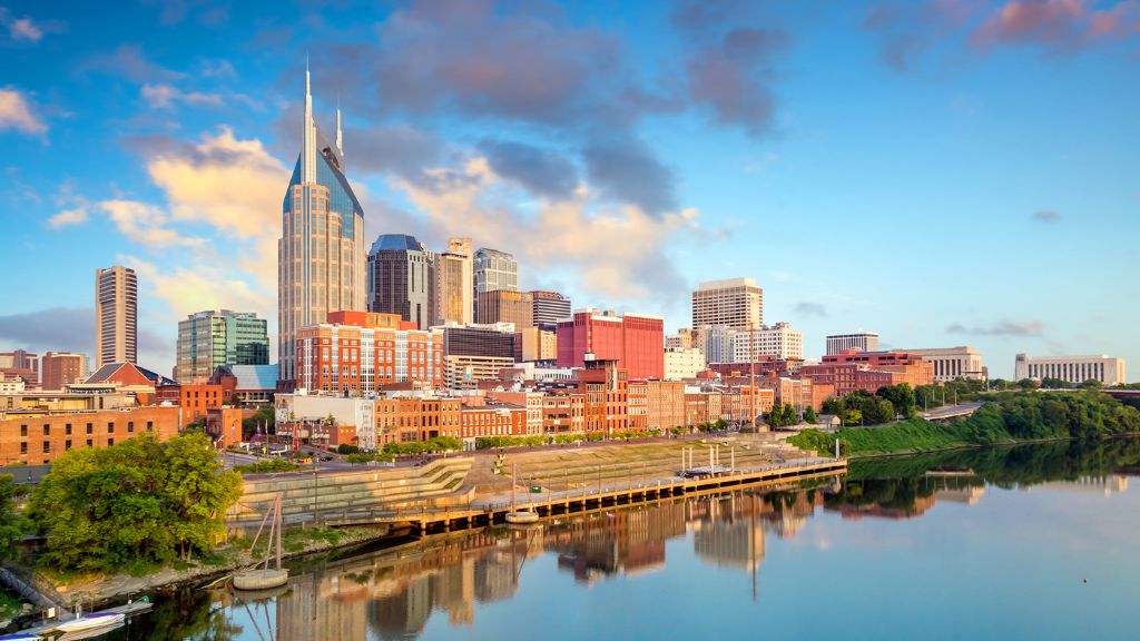 Tennessee city skyline along the river representing the asphalt paving and blacktop maintenance service area for Edwards Blacktop Paving in Corryton TN.