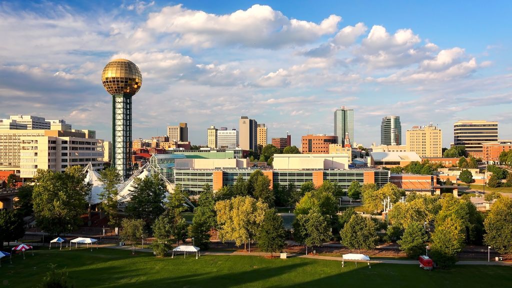 Tennessee city skyline along the river representing the asphalt paving and blacktop maintenance service area for Edwards Blacktop Paving in Corryton TN.